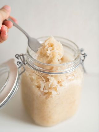 benefits-of-fermented-foods-290877-1608252192438-main