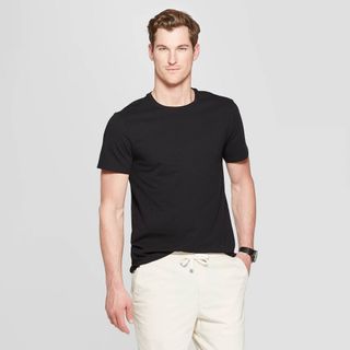 Goodfellow & Co + Standard Fit Short Sleeve Lyndale Crew Neck T-Shirt