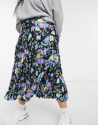 Glamorous + Pleated Midi Skirt in Winter Floral