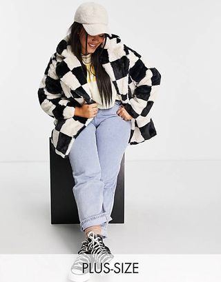 Girlfriend Material + Curve Coat in Checkerboard Faux Fur