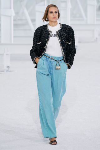slouchy-pants-trend-291092-1610576601877-image