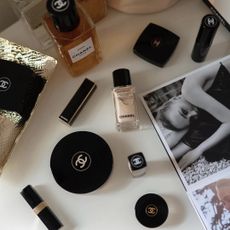 best-chanel-makeup-291100-1610622595406-square