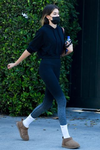 Kaia Gerber Wears Leggings, over ugg neumel 1094269 shll, Tube