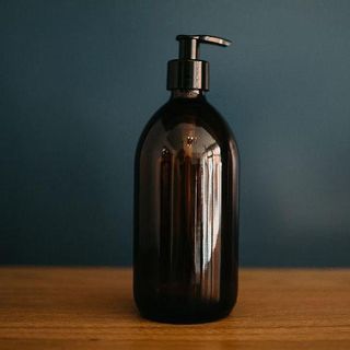 Wearth London + Reusable Amber Glass Bottle
