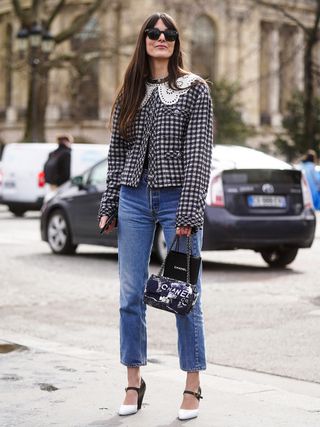 casual-chanel-outfits-291471-1612477369927-image