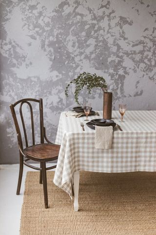 N Linen Shop + Gingham Tablecloth