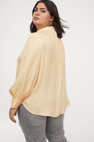 H&M + Wide-Cut Blouse