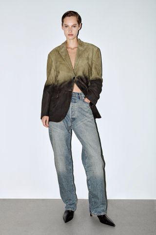 Zara + Relaxed Mid Wash Jeans ZW Collection