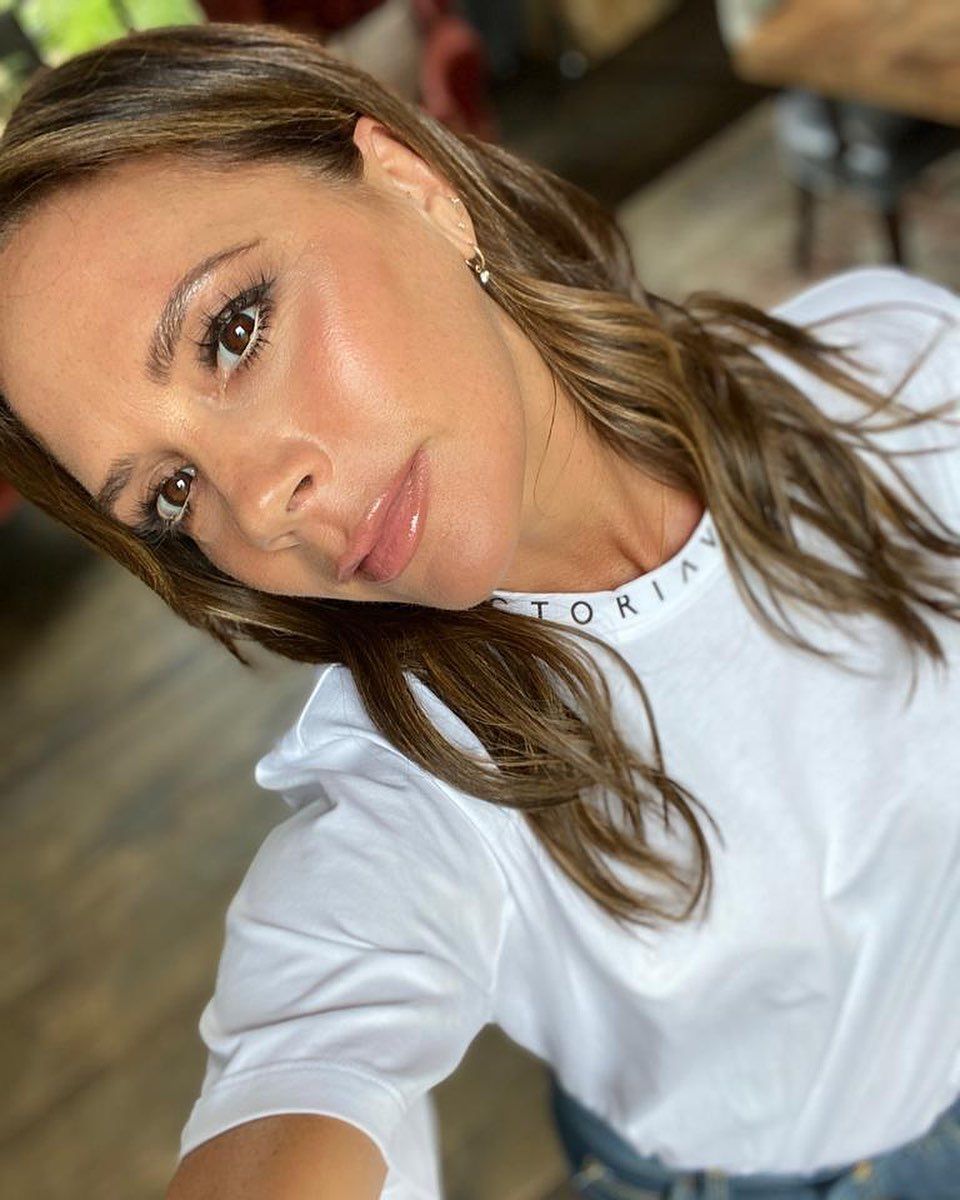 Reviewed What to Buy From Victoria Beckham s Beauty Line Who What Wear