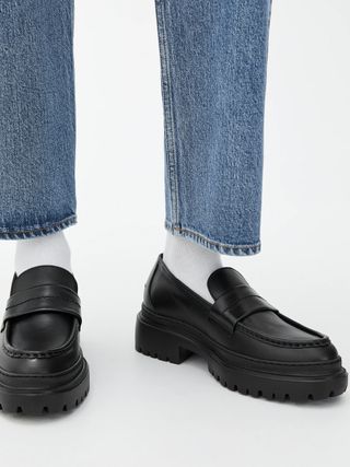 arket-chunky-loafers-291969-1614857019192-image