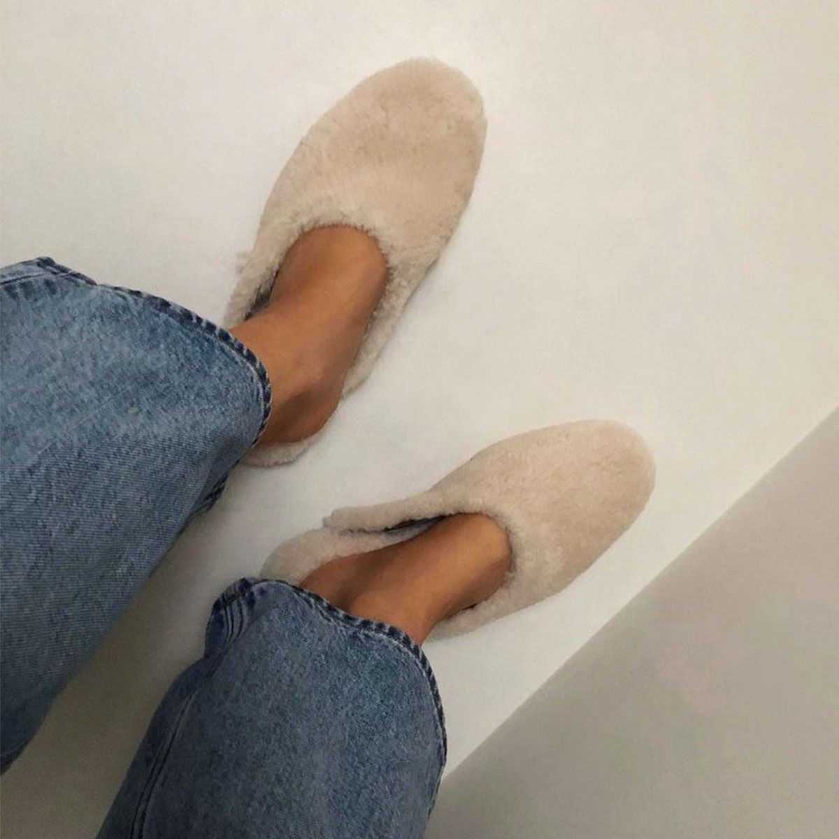 Vince goran shearling discount slides