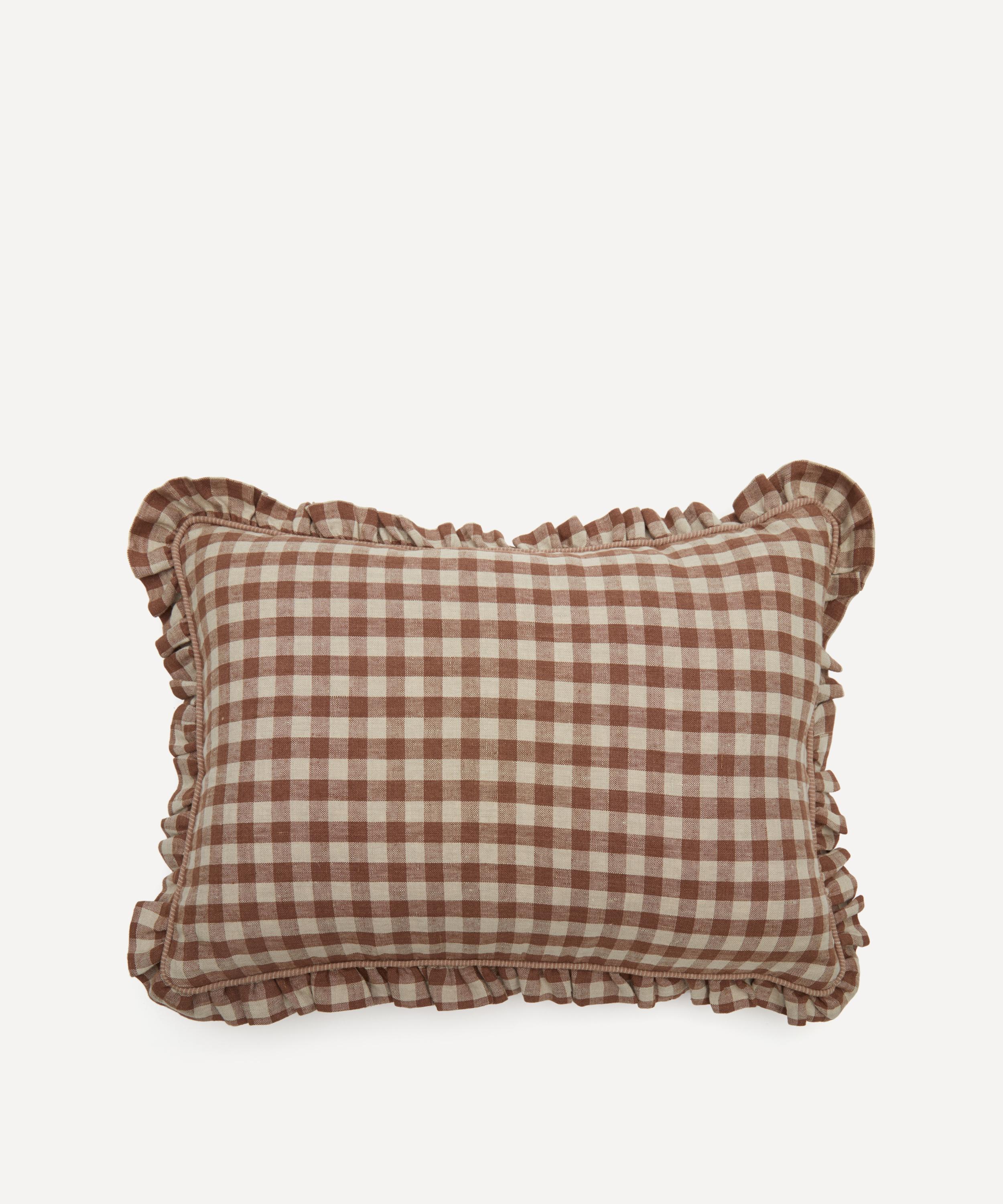 Projektityyny + Wes Gingham Frill Cushion