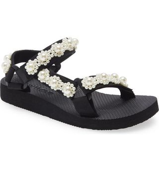 Arizona Love + Trekky Imitation Pearl Sandals