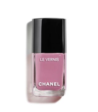Chanel + Le Vernis Longwear Nail Colour in Mirage