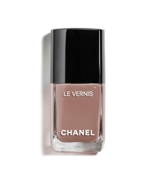 Chanel + Le Vernis Longwear Nail Colour in Particuliere