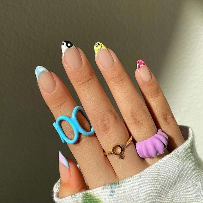 Daisy Nail Art Is Our Manicure Of Choice For Summer | Grazia