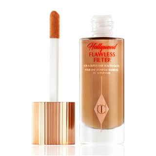 Charlotte Tilbury + Hollywood Flawless Filter Primer 
Highlighter