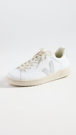 Veja + Urca Sneakers