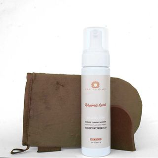 Pradas Glow + Hollywood’s Secret Tanning Mousse with Flawless Finish Face Mitt and Body Mitt Trio