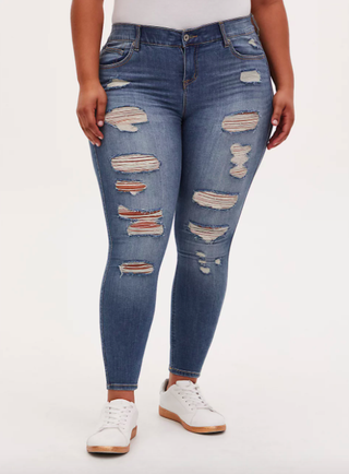 Torrid + Bombshell Skinny Jeans Premium Stretch in Medium Wash