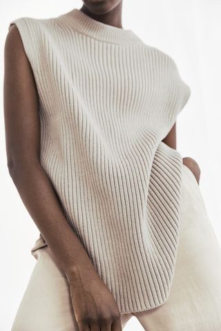 H&M + Oversized Sweater Vest