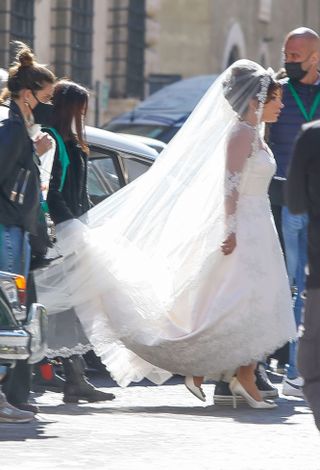 lady-gaga-wedding-dress-292611-1617910963859-image