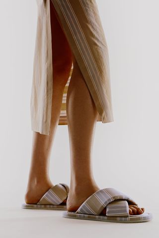 Zara + Chunky Crossed Strap Printed Sandals