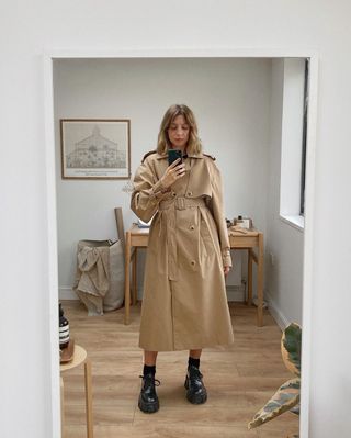 what-to-wear-with-a-trench-coat-292626-1617982478732-image