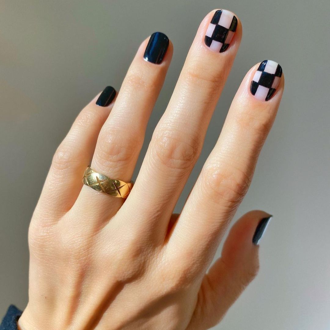 Gray Nails, 27 Cute Nail Designs You Need to Copy Immediately - (Page 24)