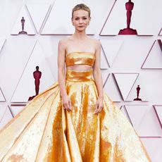 academy-awards-red-carpet-looks-2021-292894-1619392189245-square