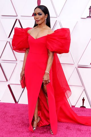 academy-awards-red-carpet-looks-2021-292894-1619394130602-image