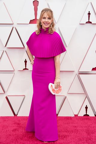 academy-awards-red-carpet-looks-2021-292894-1619396890001-image