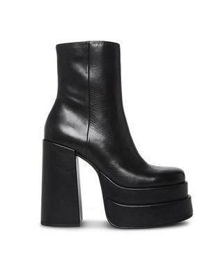 Steve Madden + Cobra Black Leather