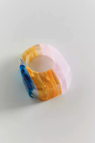 Urban Outfitters + Cher Statement Resin Ring