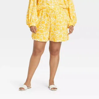 Who What Wear + Lounge Shorts in Yellow Floral