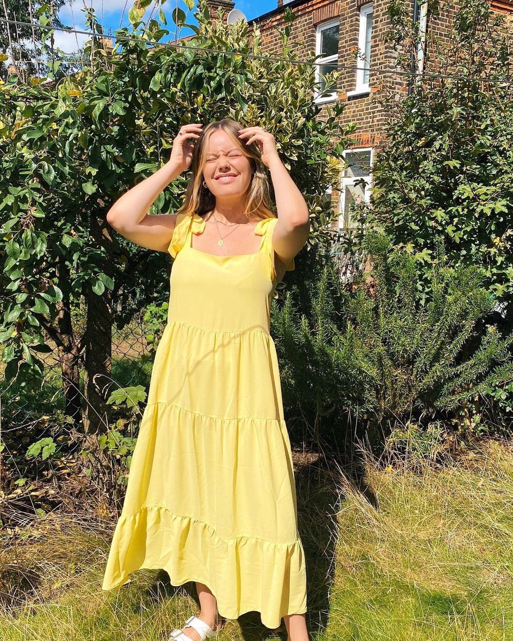 how to style tiered dress