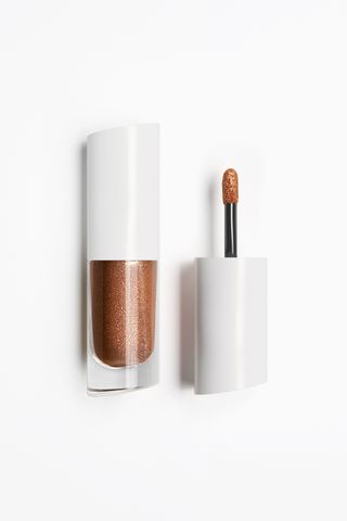 Zara Beauty + Metal Foil Loose Pigment in Fade to Gold