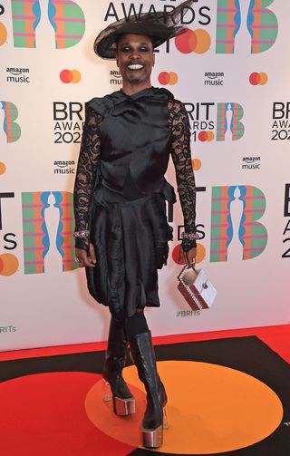brit-awards-red-carpet-2021-293150-1620753135761-main