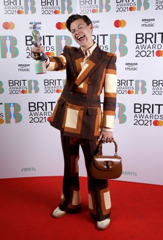 brit-awards-red-carpet-2021-293164-1620769607576-image