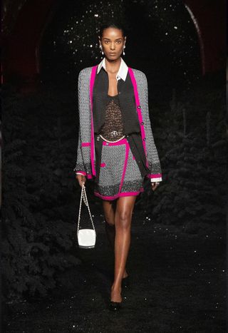 autumn-winter-2021-fashion-trends-293200-1621529229396-image