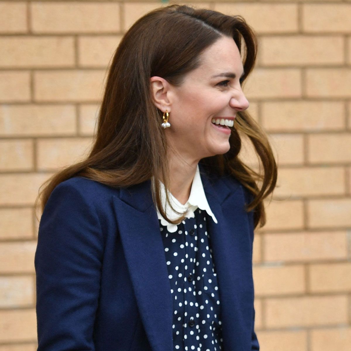 PHOTOS: Kate Middleton Nailed Culotte Trend With $108 Jigsaw Pair