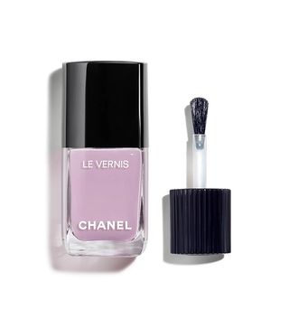 Chanel + Le Vernis Nail Colour in Immortelle