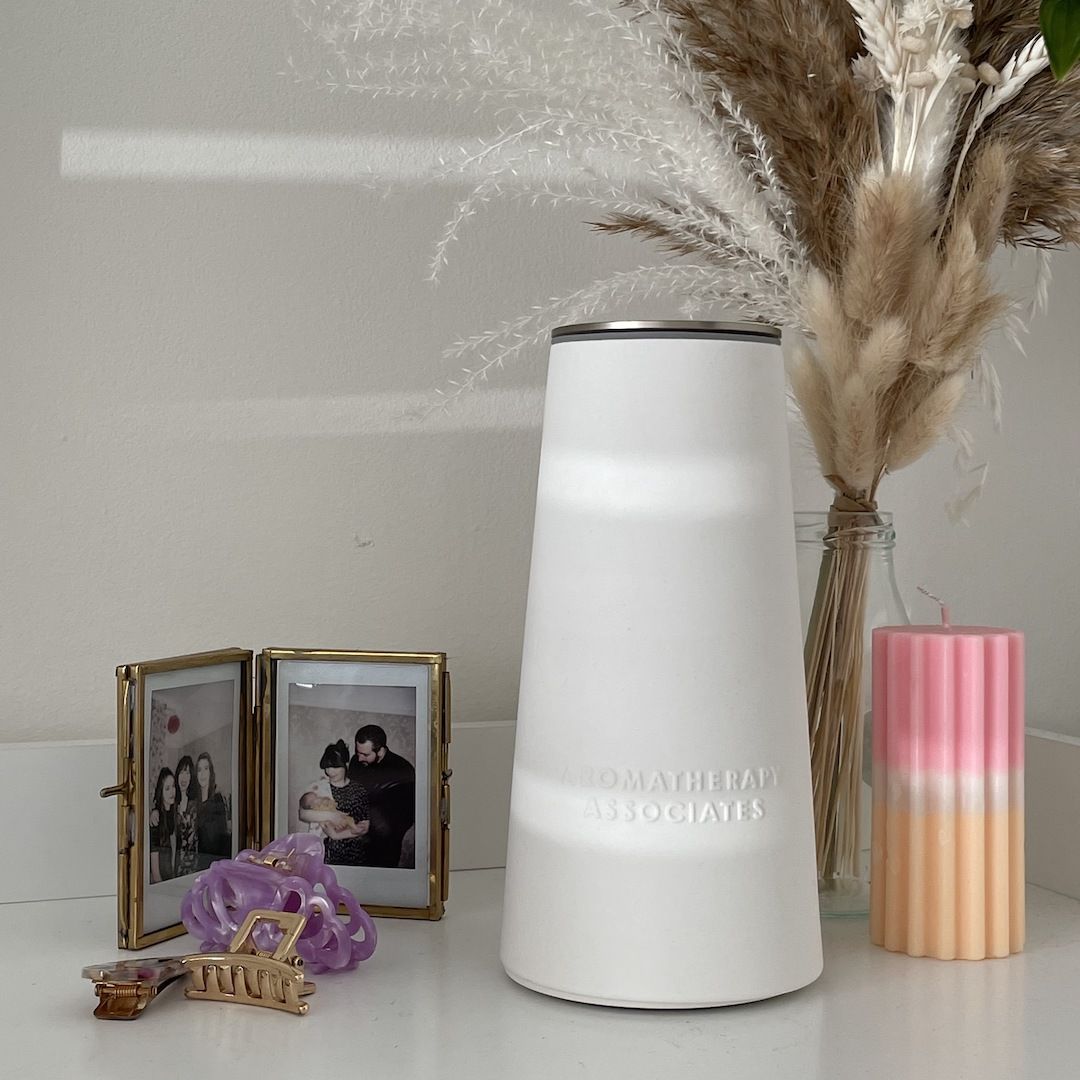 My Honest Review of the New Aromatherapy Associates Atomiser | Who