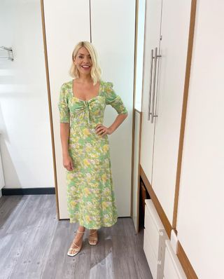 holly-willoughby-summer-dresses-293766-1623842282942-image