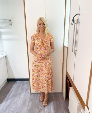 holly-willoughby-summer-dresses-293766-1624146098203-main