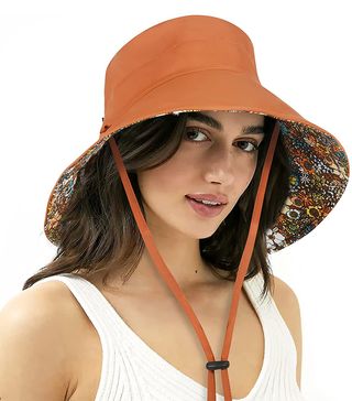 Femsée + Reversible Bucket Hat