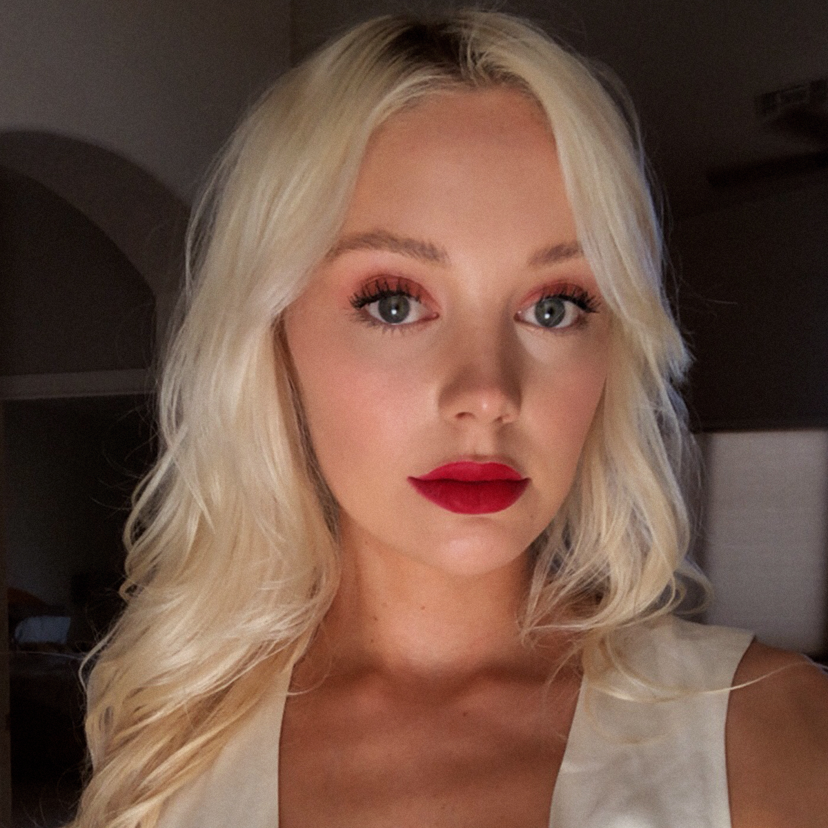 emily-alyn-lind-beauty-look-293780-1623877222890-square