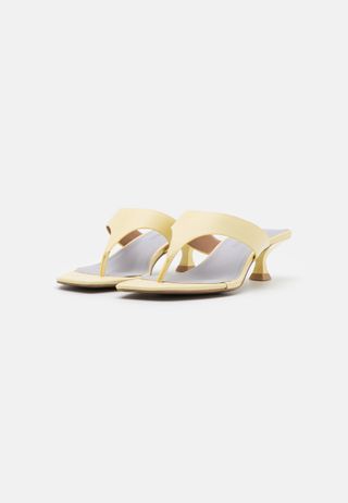 Who What Wear + Sydney Flip-Flop Heel Sandals