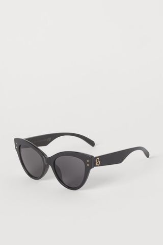 H&M + Large Sunglasses