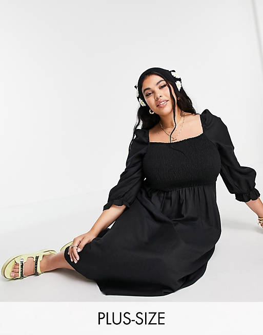 New Look + Long Sleeve Textured Shirred Midi Dress in Black